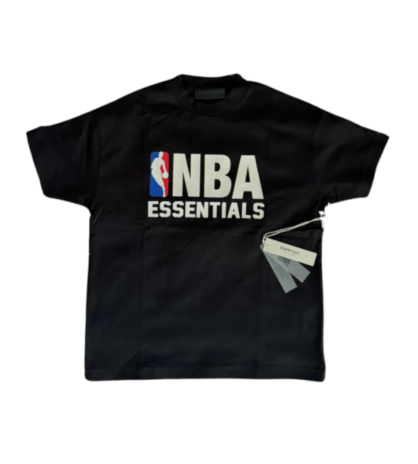 Remera Essentials x NBA