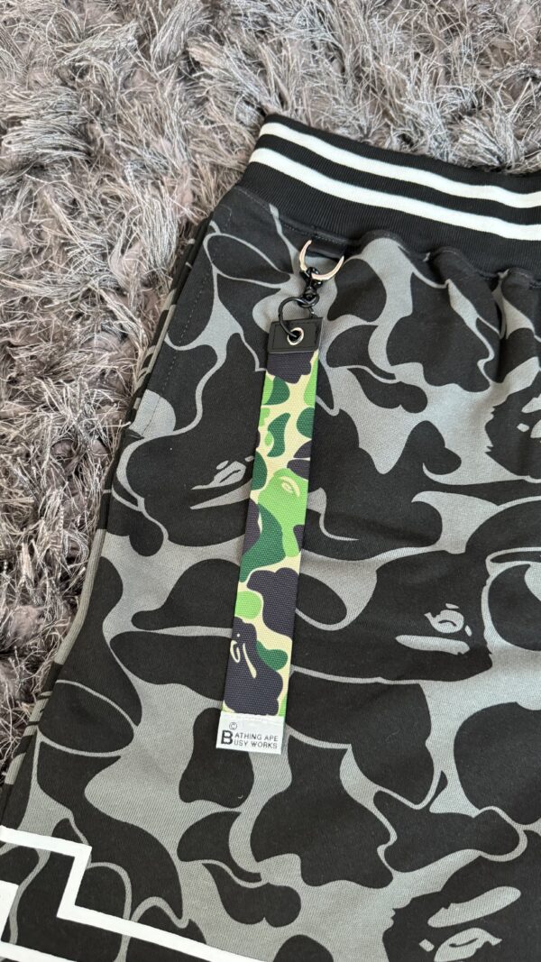 Short Bape star