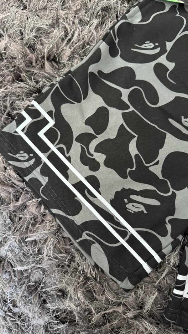 Short Bape star