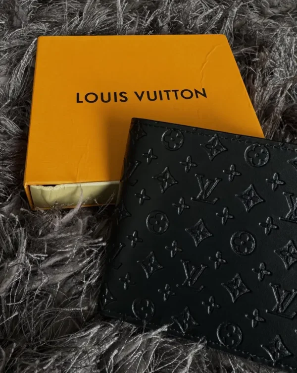 Billetera LV