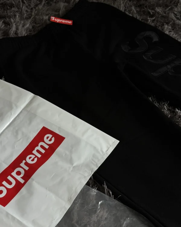 Pantalon Supreme