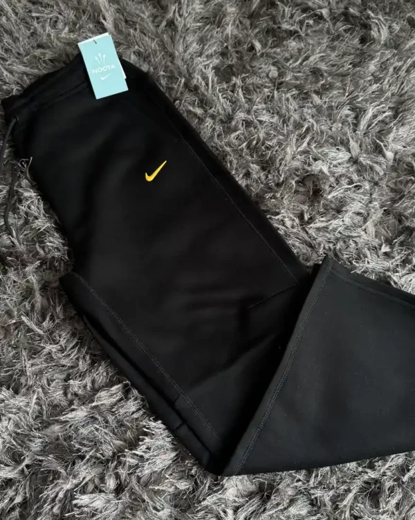 Pantalon Tech Nocta