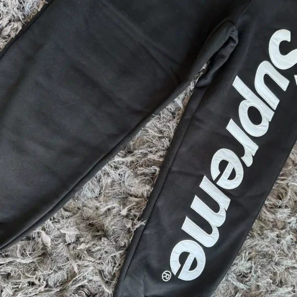 Pantalon Supreme
