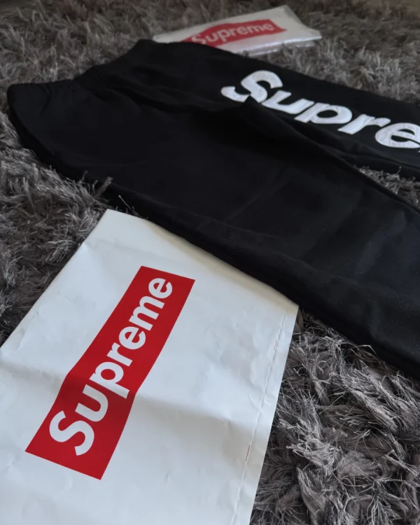 Pantalon Supreme