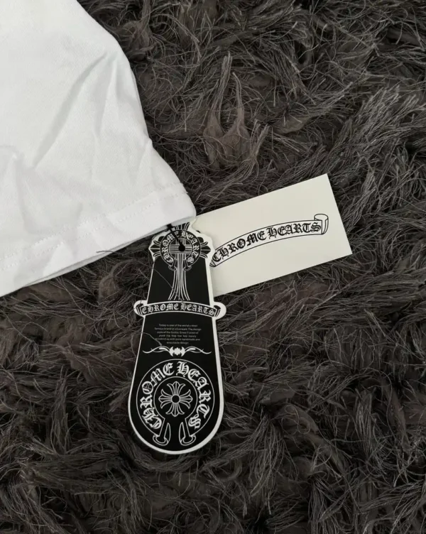 Remera Chrome Hearts