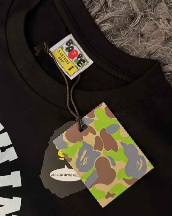 Remera Bape