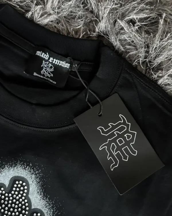 Remera Mixed Emotions