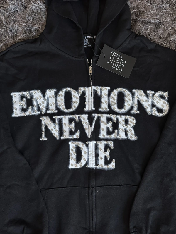 Campera Emotions never die