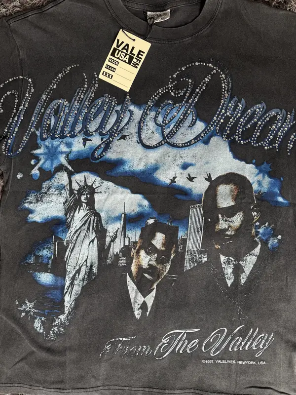Remera Valley Dreams