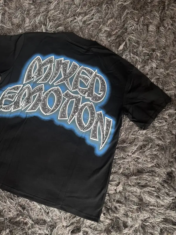 Remera Mixed Emotions