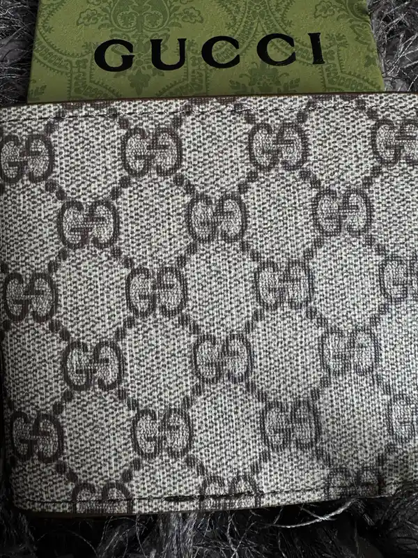 Billetera gucci