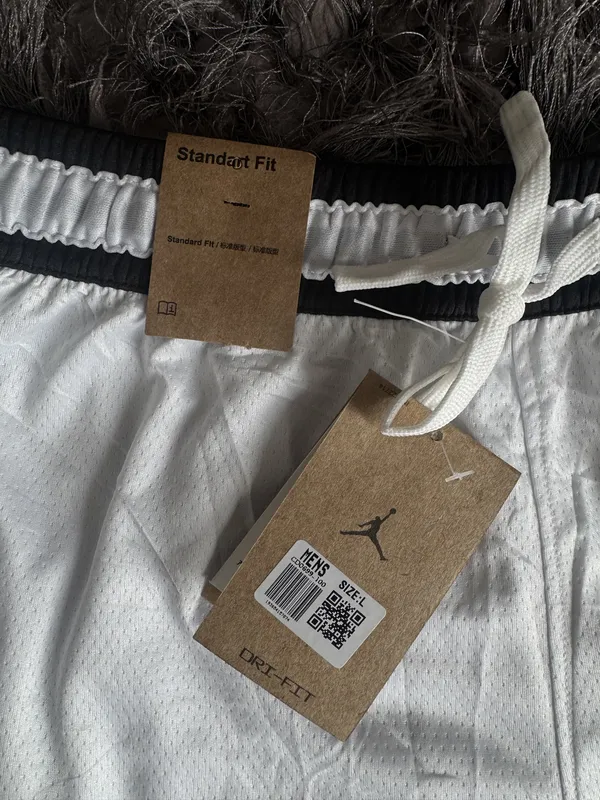Short Jordan Diamond
