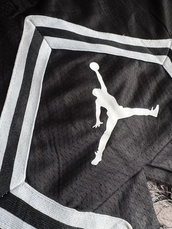 Short Jordan Diamond