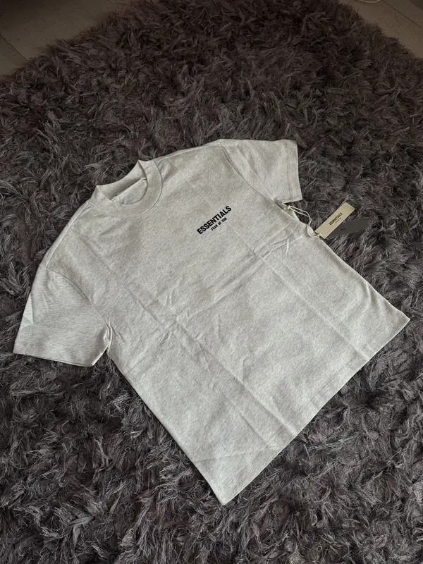 Remera Essentials ss22