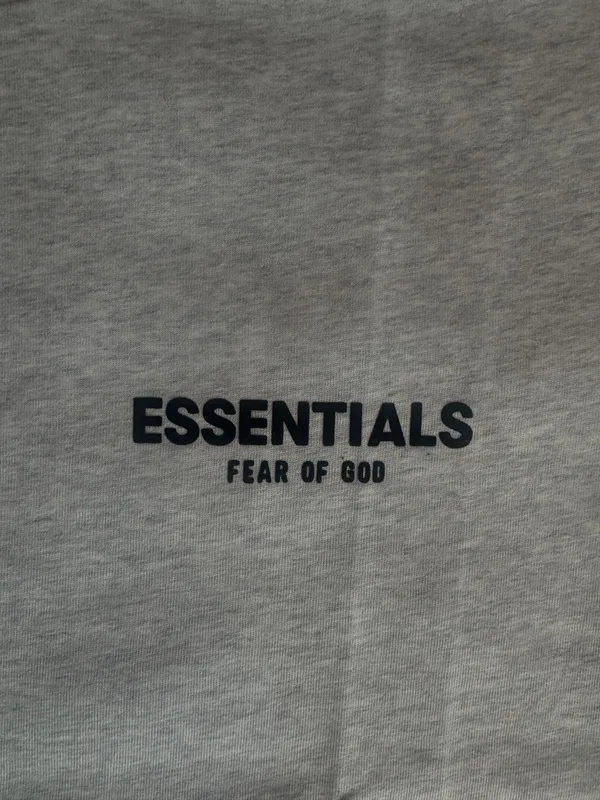 Remera Essentials ss22