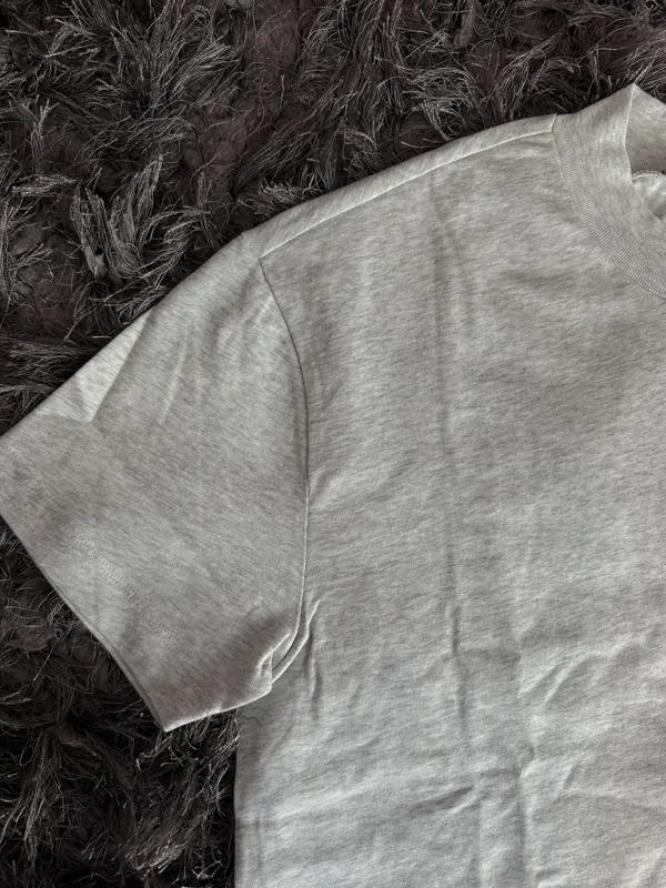 Remera Essentials ss22