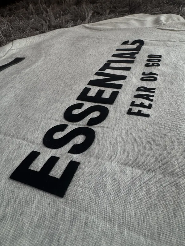 Remera Essentials ss22