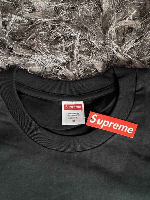 Remera Supreme x Corteiz