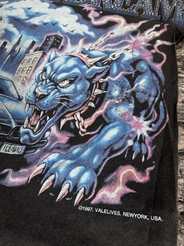 Remera Valley Dreams