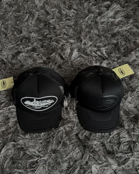 Gorra Corteiz logo