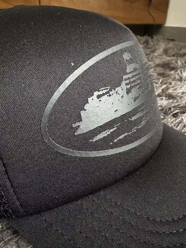 Gorra Corteiz logo