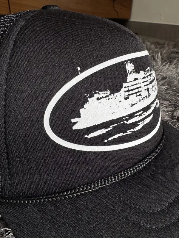 Gorra Corteiz logo