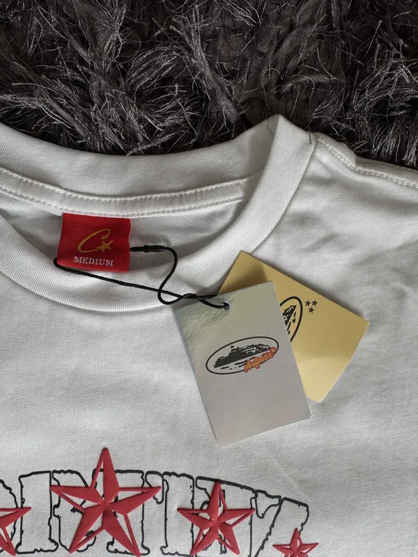 Remera Corteiz 5 starz (detalle)