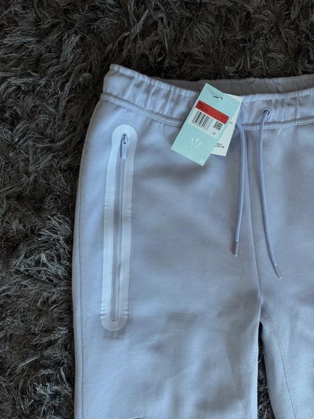 Pantalon Tech Nocta (detalle)