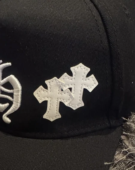 Gorra Chrome Hearts