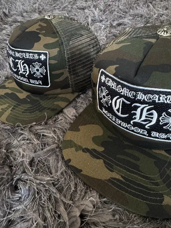 Gorra Chrome Hearts